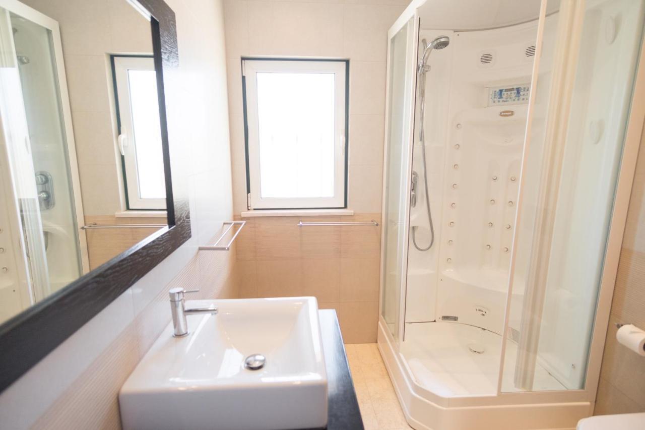 Villa Ria Rose, Alto Da Ria 23 - Jacuzzi And Beach Alvor Bagian luar foto